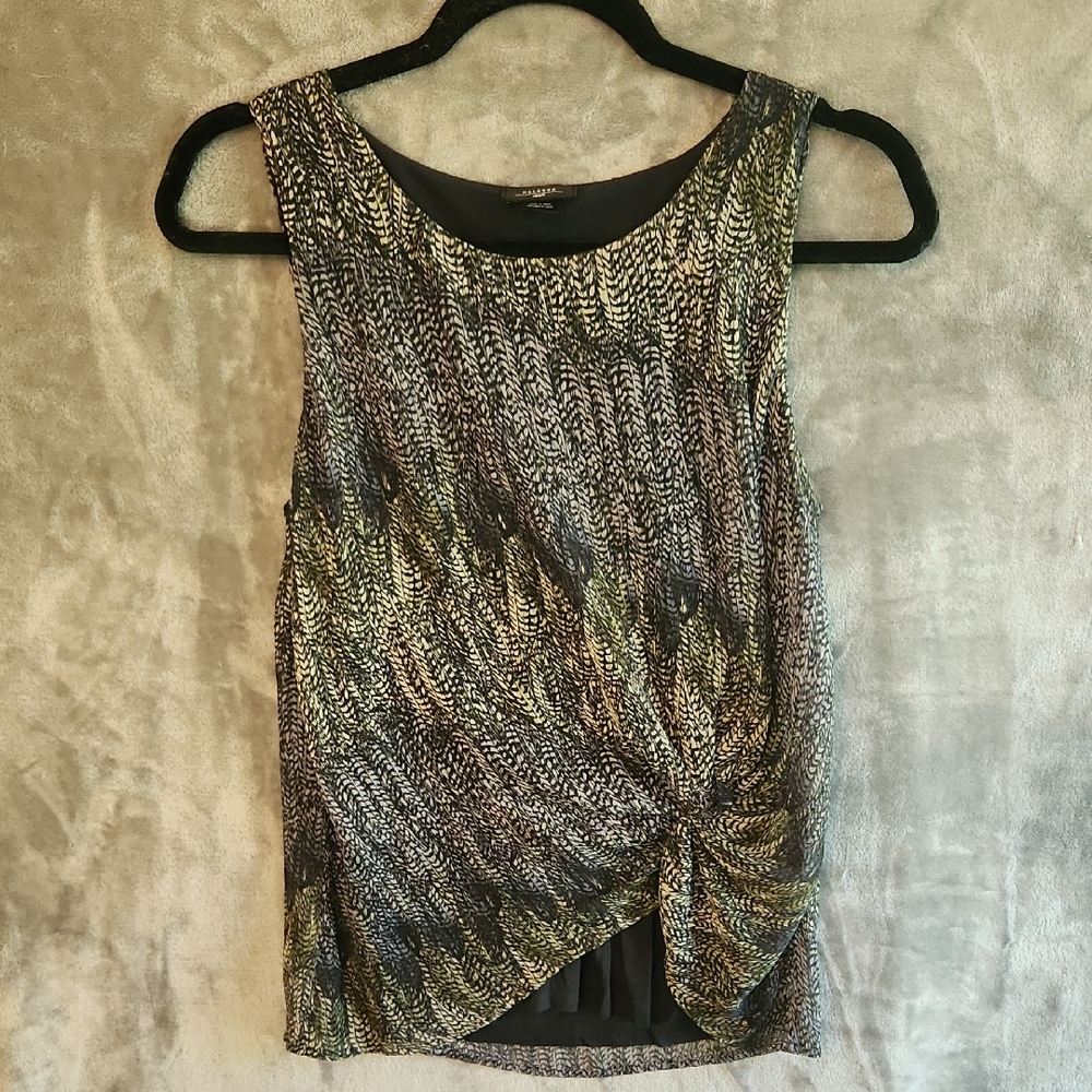 Elegant Sleeveless Top
